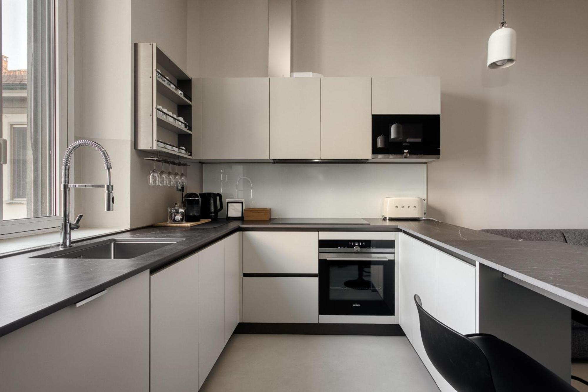 Navigli, 90 Square Meters, Free Parking Ripa Ticinese Apartamento Milán